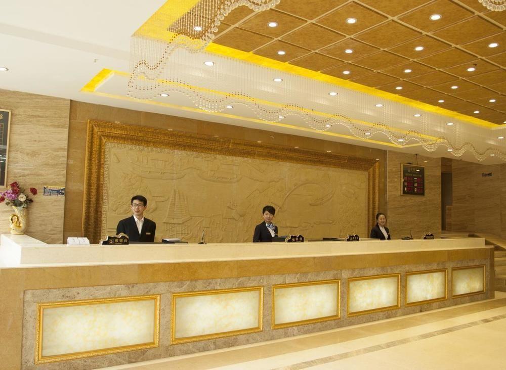 Kunming Youlian Hotel Екстер'єр фото