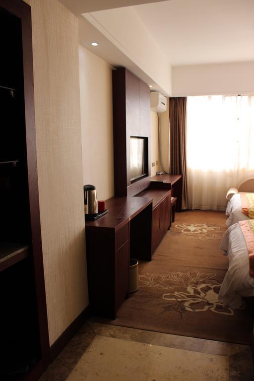 Kunming Youlian Hotel Екстер'єр фото