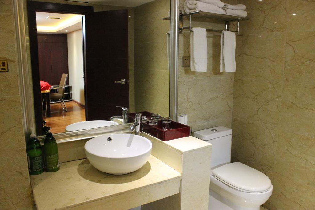 Kunming Youlian Hotel Екстер'єр фото