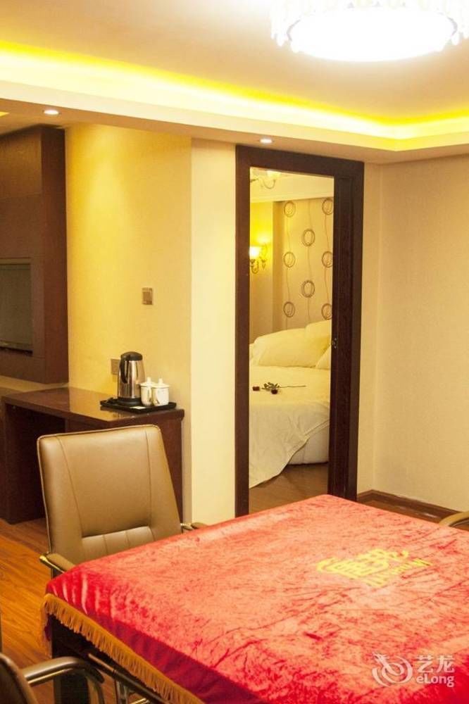 Kunming Youlian Hotel Екстер'єр фото